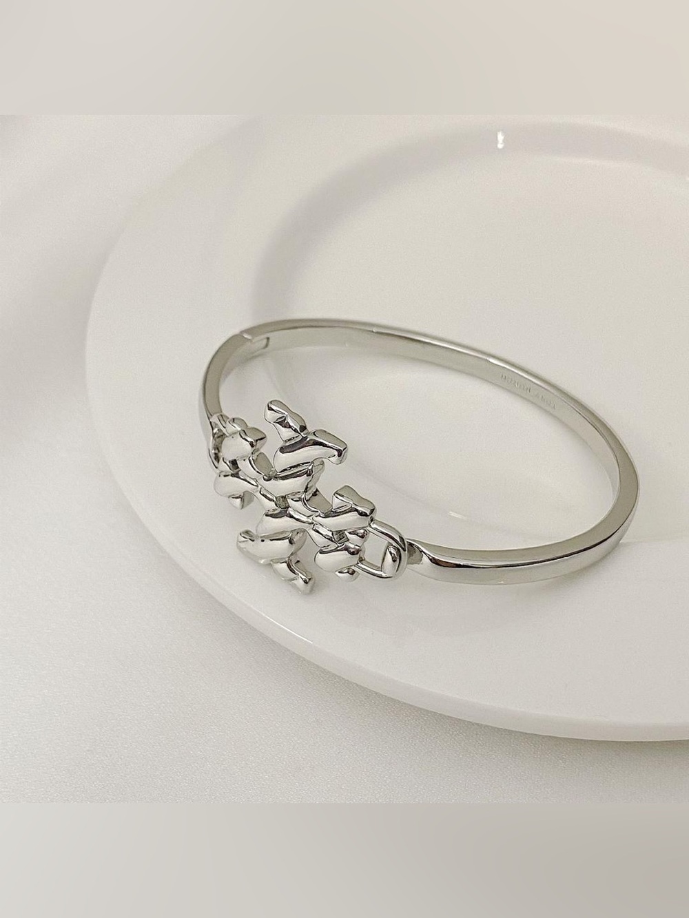 Tory Burch Silver Logo Hinged Bangle Bracelet - Picture 2 of 2